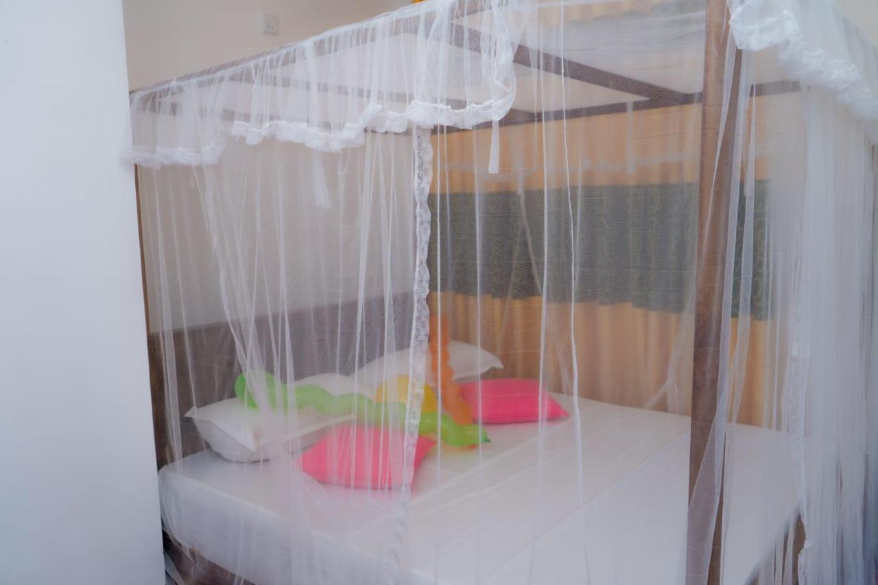 Rainforest Holiday Inn เดนิยายา ภายนอก รูปภาพ